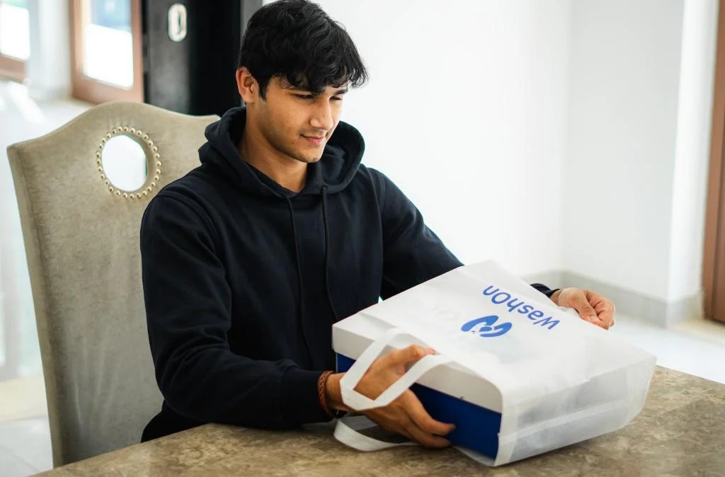 Shoe Bag Cleaning and Restoration, Dubai